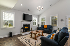 1077-Oak-Bluff-016-CMG