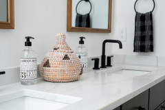 Details-402-Nicholas-Alley-024-CMG